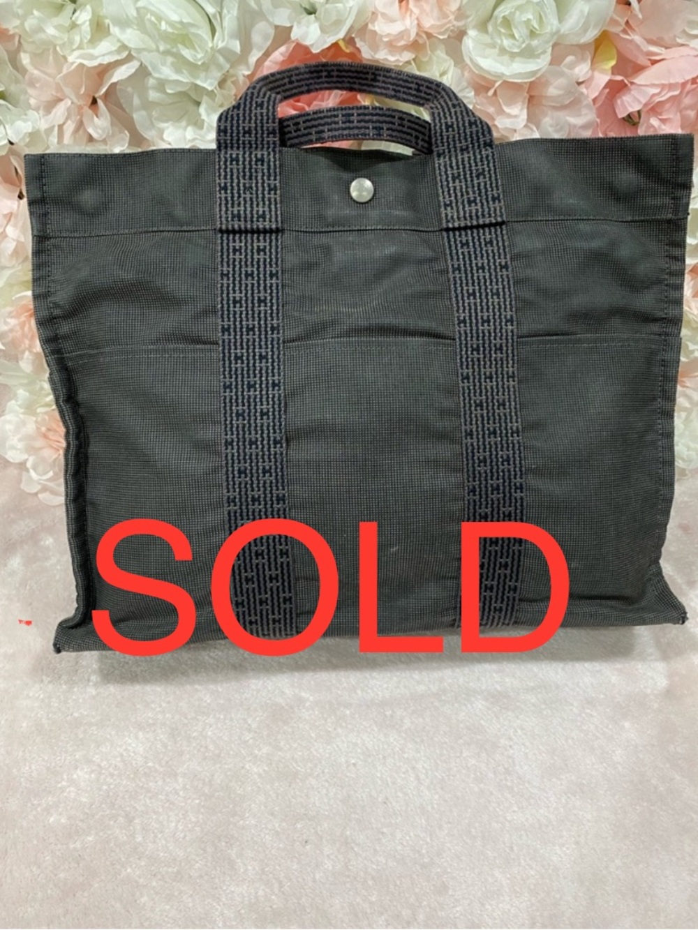 ***SOLD***Hermes Herline MM Tote Bag
